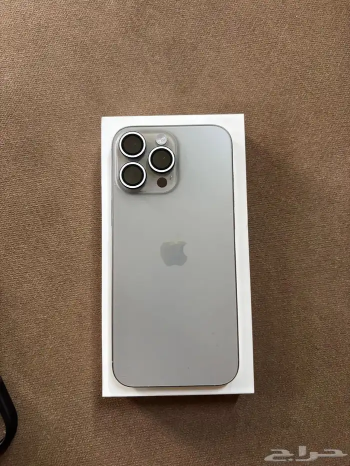 ايفون 16 برو ماكس تيتانيوم طبيعي 2