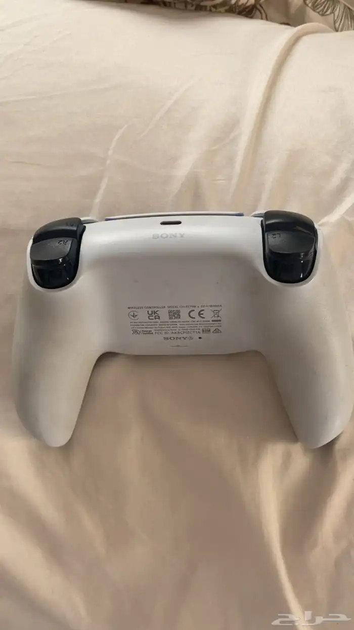 يده سوني 5 جديد 0