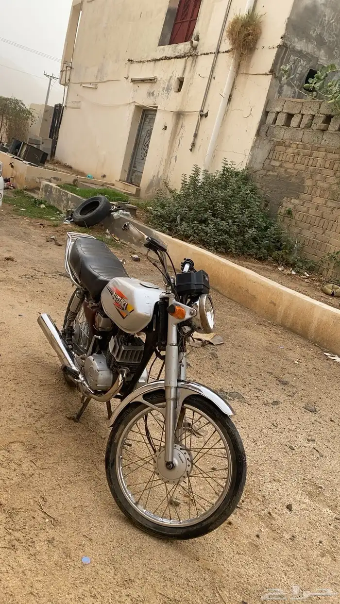 دباب اكس ميه مايشتكي من شي 1