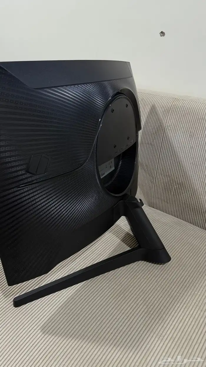 شاشة قيمنق 2k 165 curved 27 1