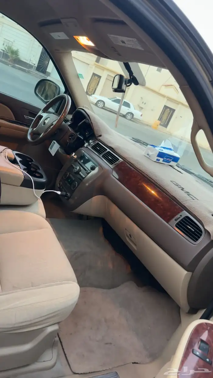 جي ام سي يوكن 2009 نص فل قصير دبل 19