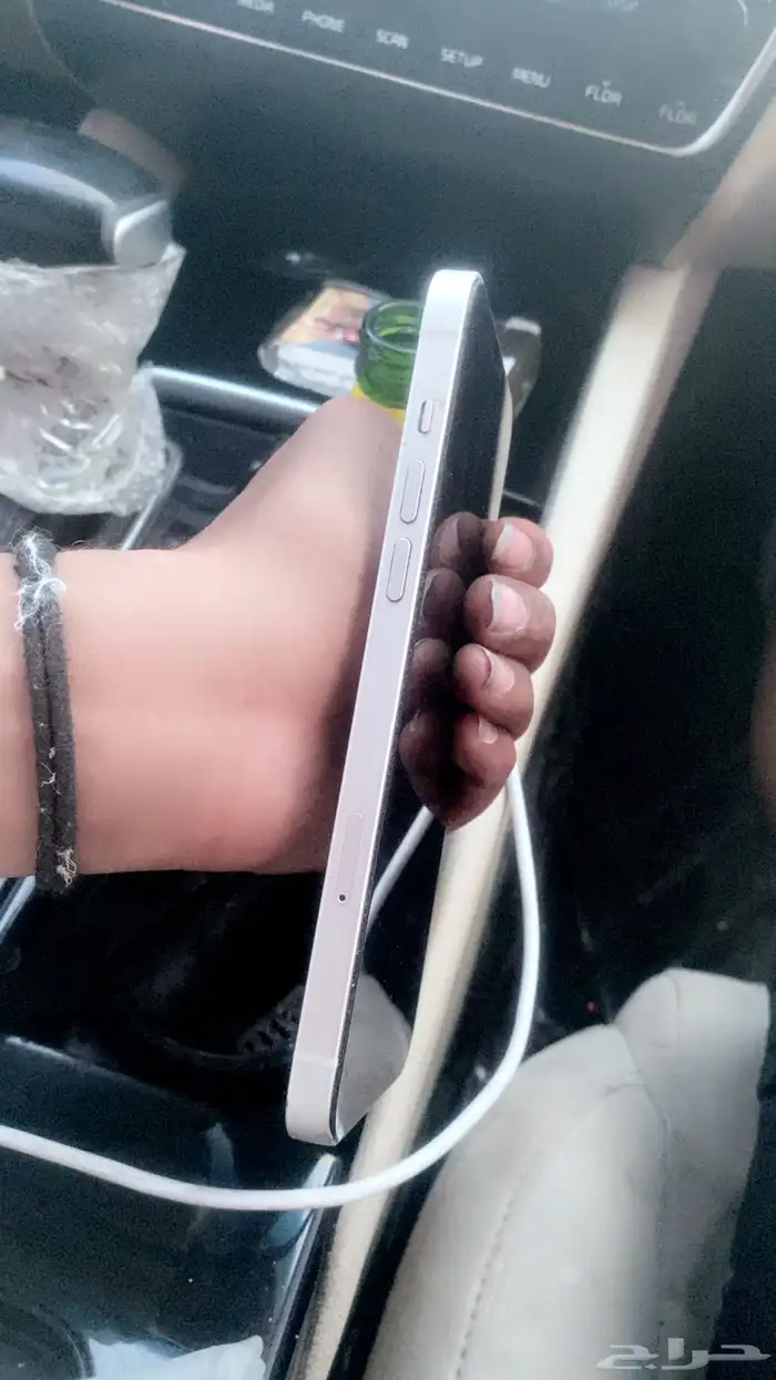 ايفون 14 بلس نضيف البيع مستعجل 2