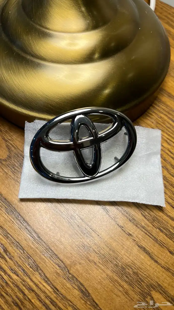 علامة تويوتا اصلي جديد ( ايرباق ) 1