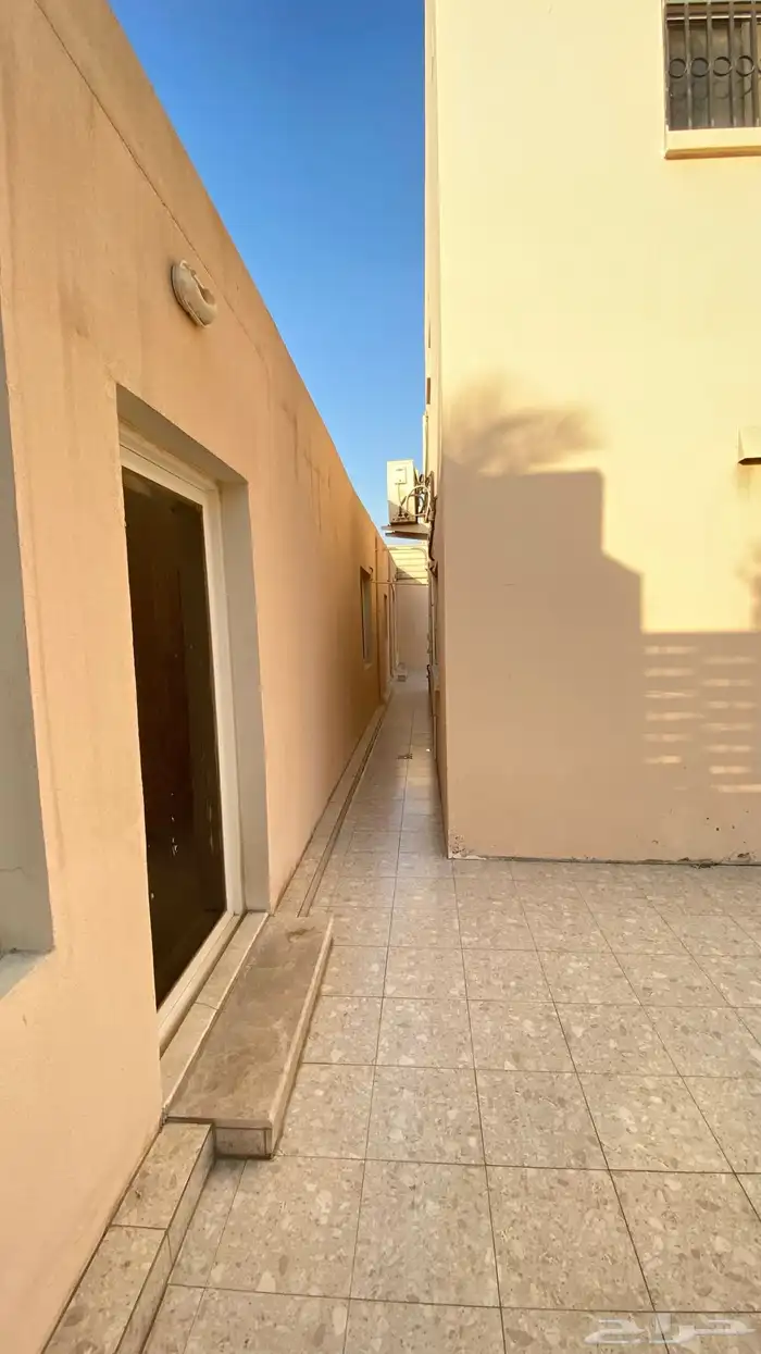 فيلا للبيع حي الاندلس 25
