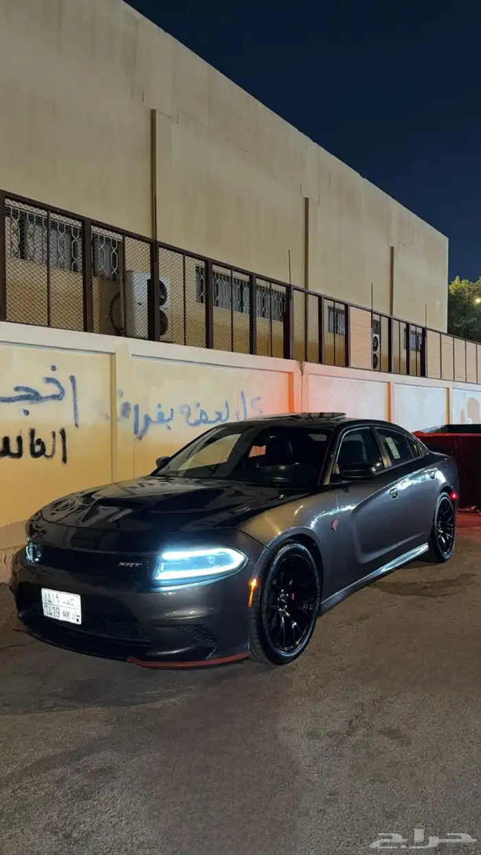 تشارجر مديل 15 اقبل بدل في جيب او سيرا من 14 فوق 0