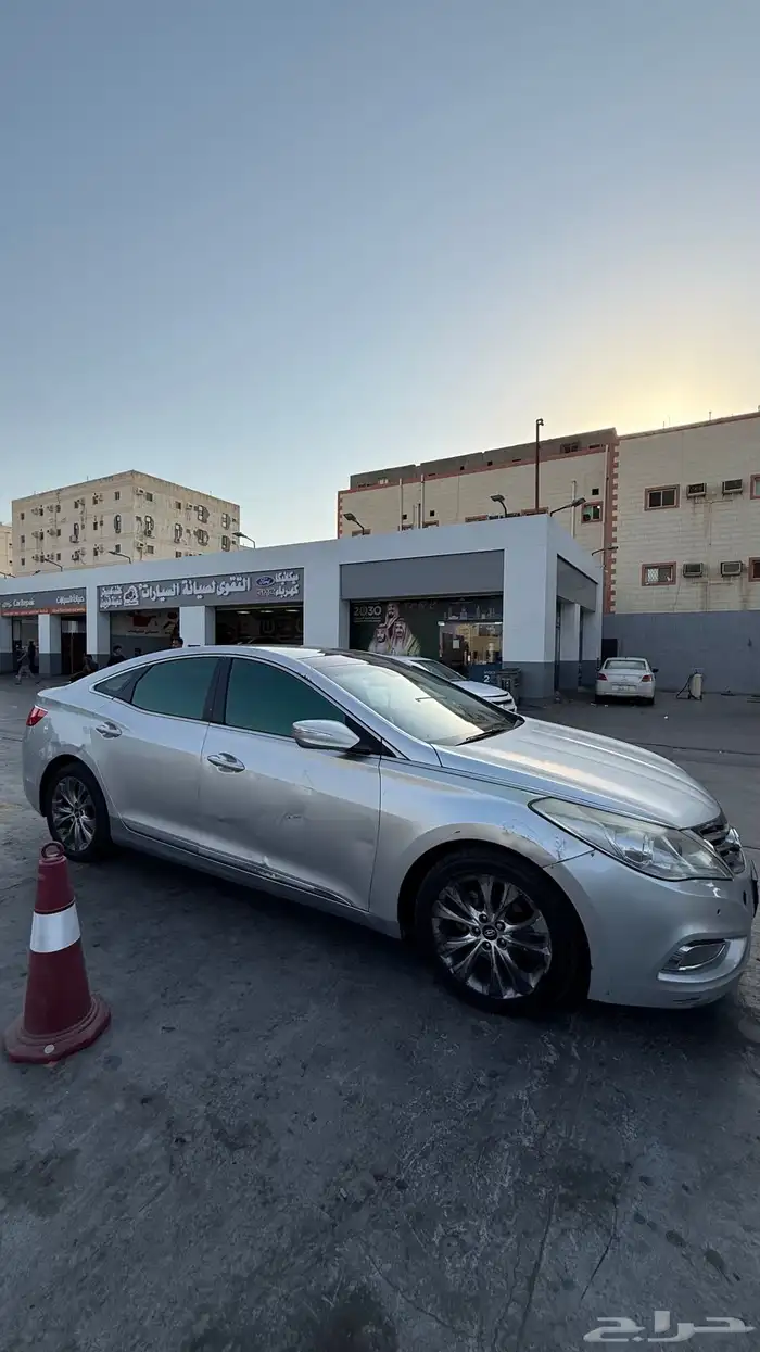 للبيع ازيرا 2012 نص فل 5