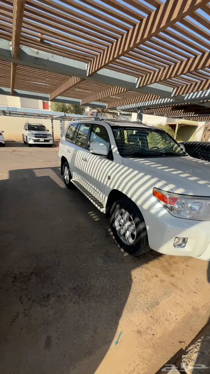 جي اكس ار V8 0