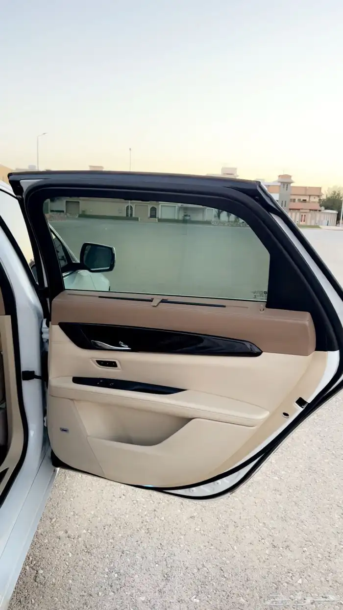 للبيع كاديلاك CT6 موديل 2017 14