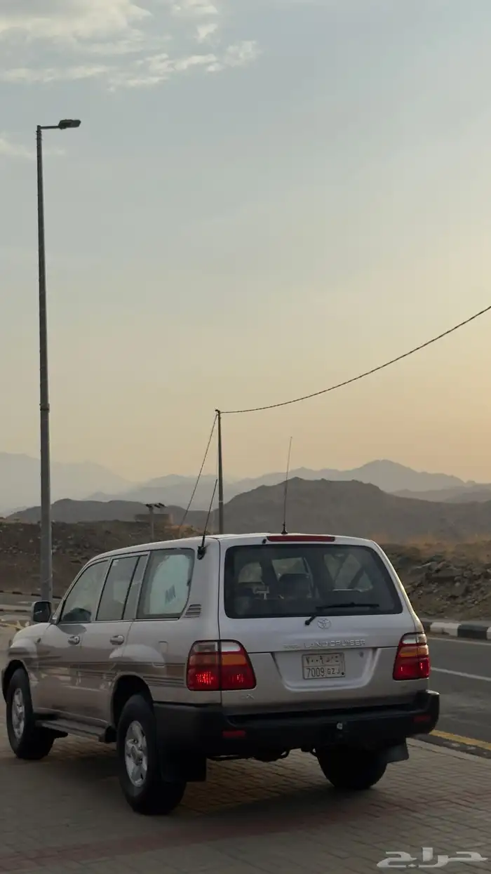 لاندكروزر 2