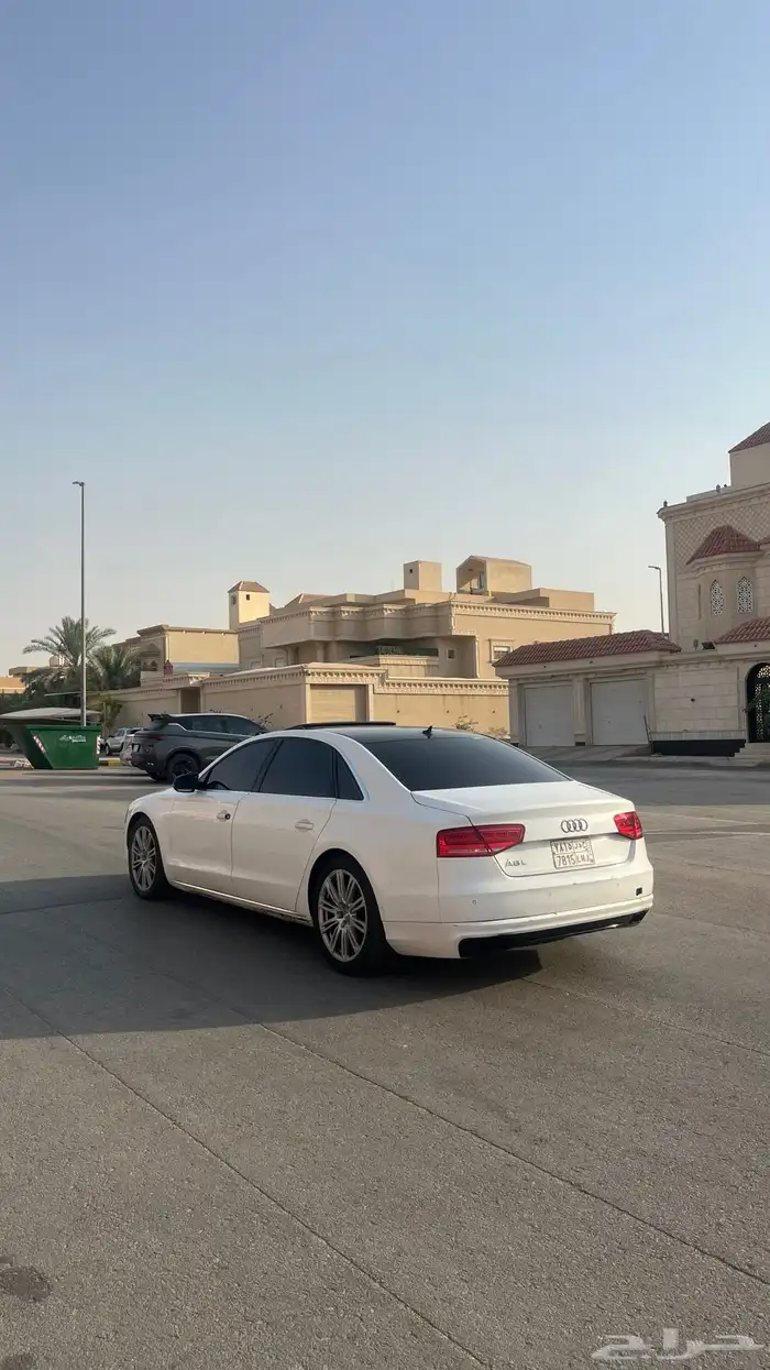 اودي 2011 نظيف A8 6