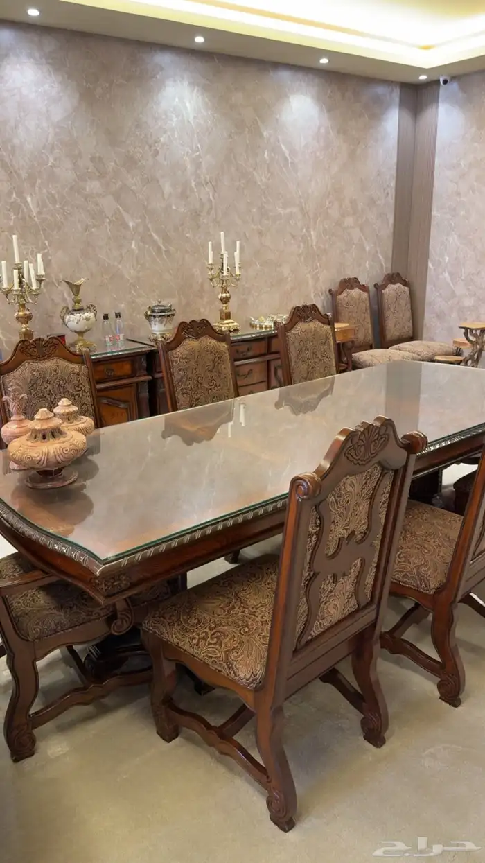 طاولة طعام 0