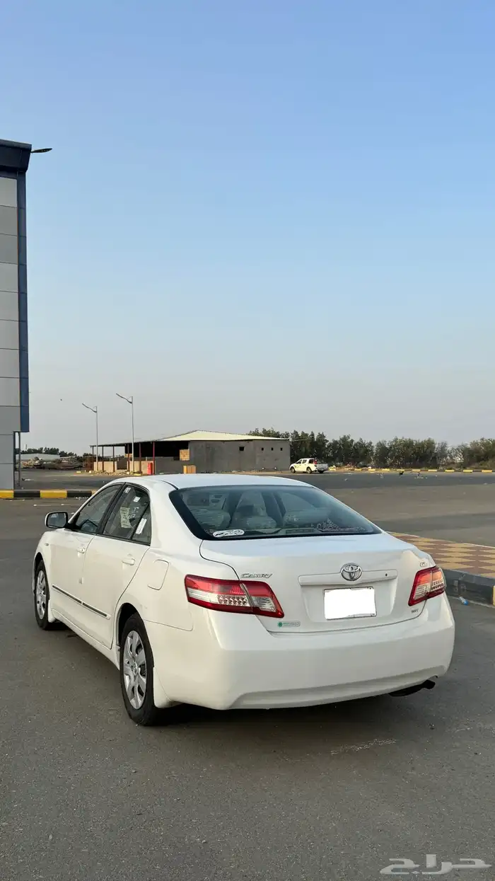 للبيع كامري 2011 4