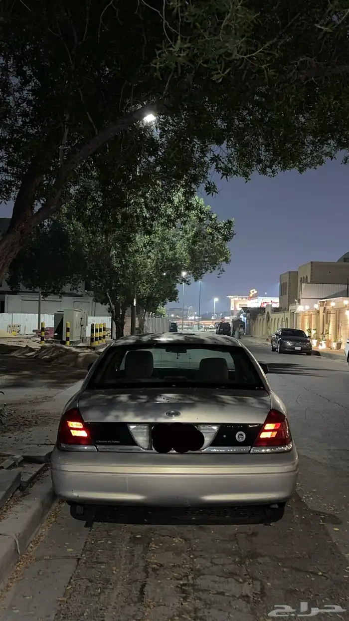 فورد فكتوريا 2011 2