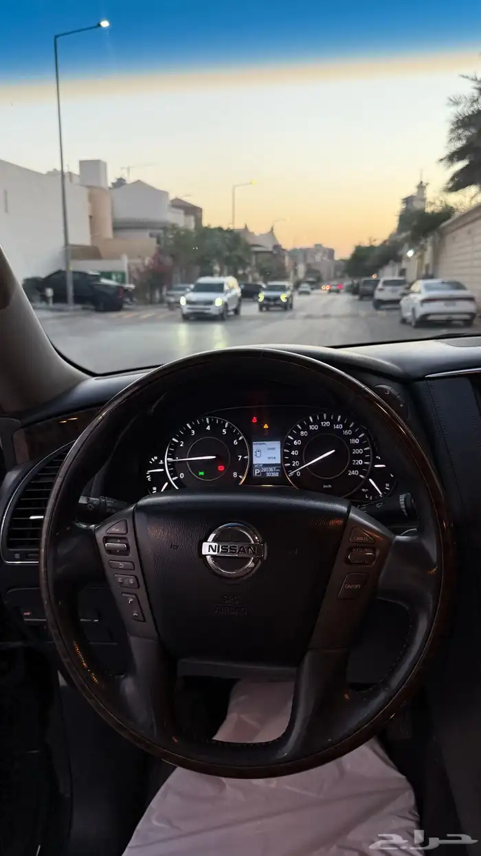 باترول بلاتينيوم 400 موديل 2014 17