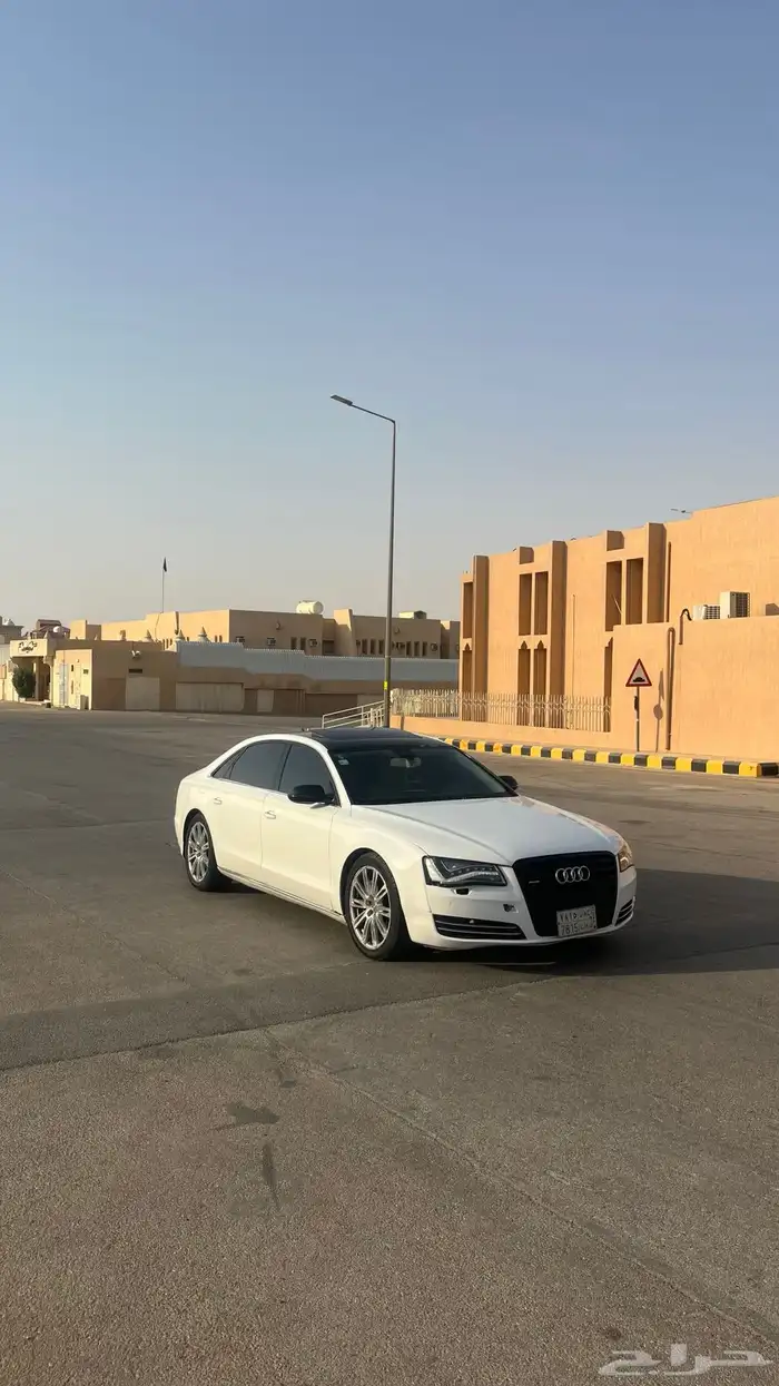 اودي 2011 نظيف A8 0