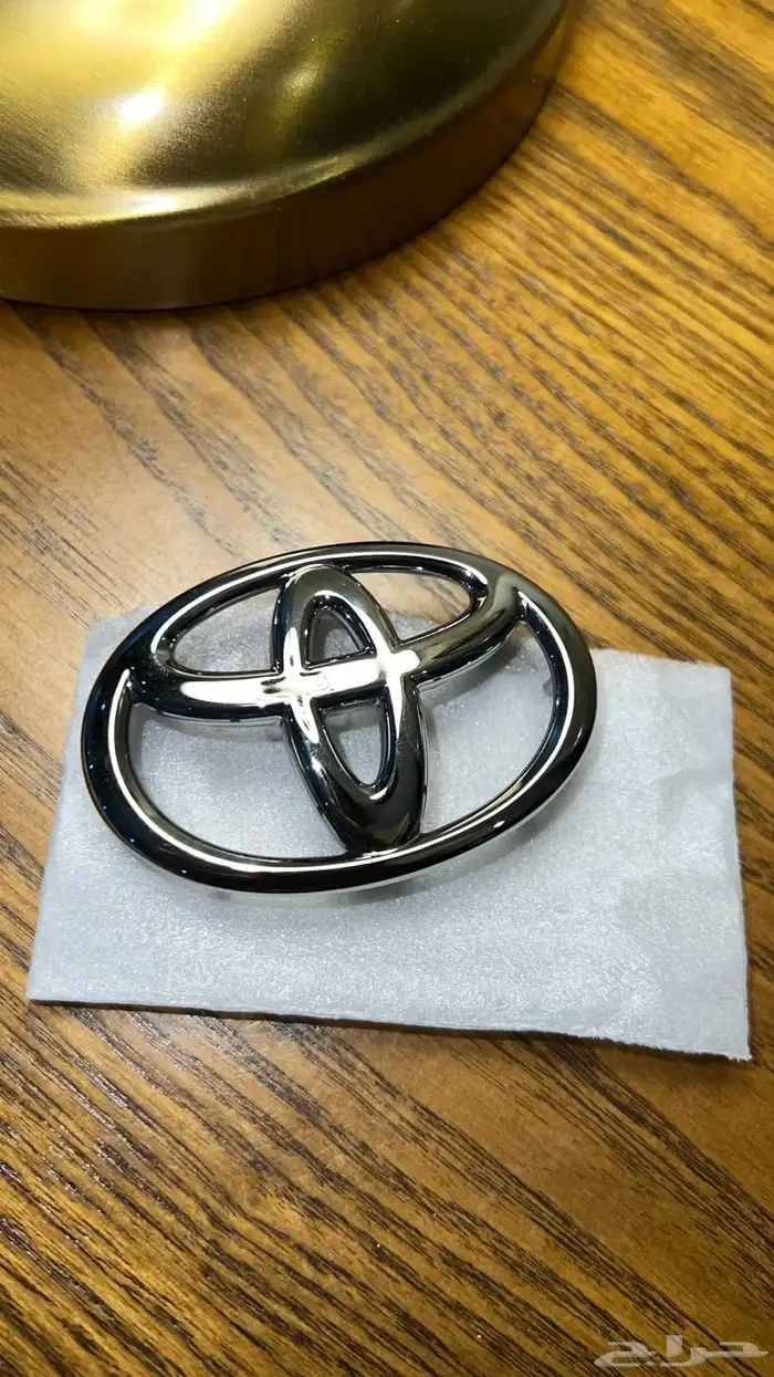 علامة تويوتا اصلي جديد ( ايرباق ) 2