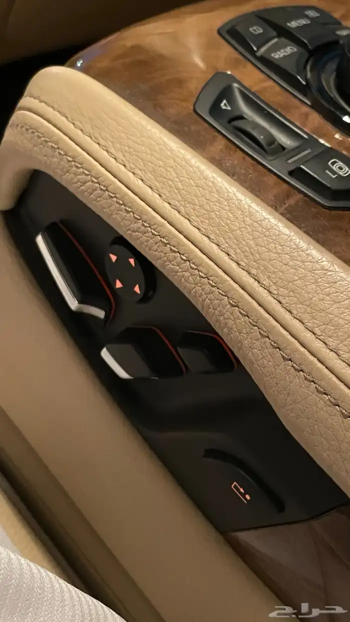 بي ام دبليو 750 Li فل كامل 14