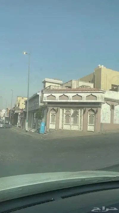 عقار تجاري بموقع استراتيجي مضمون الربح بمساحة 888م بمكه index