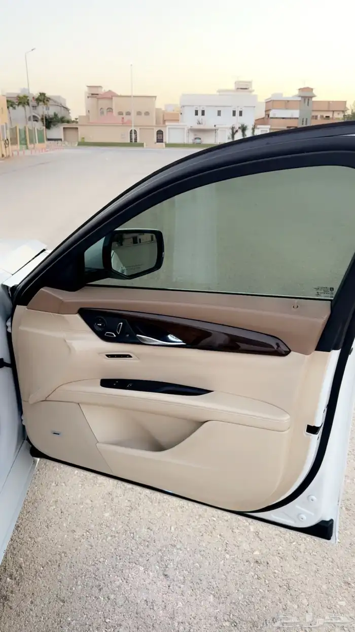للبيع كاديلاك CT6 موديل 2017 16