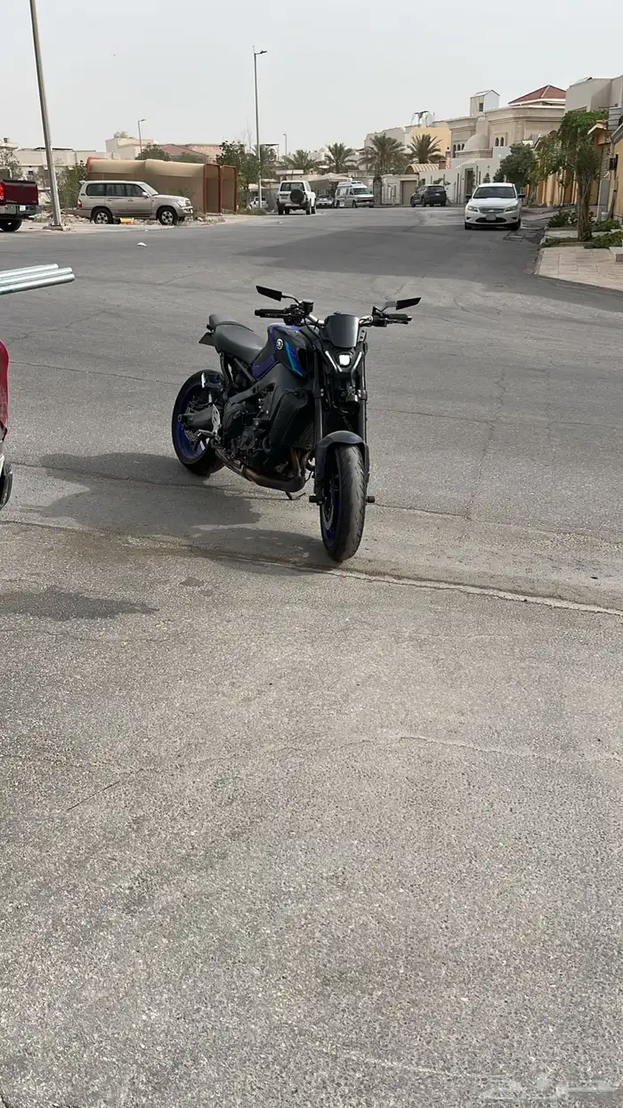YAMAHA MT-09 ياماها 2