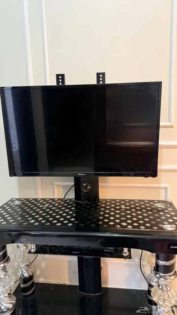 تلفاز مع القاعدة 0