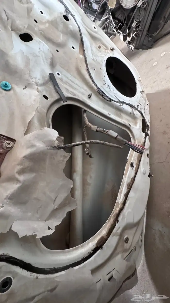 هايلوكس 2010 باب يسار خلف السابق 5