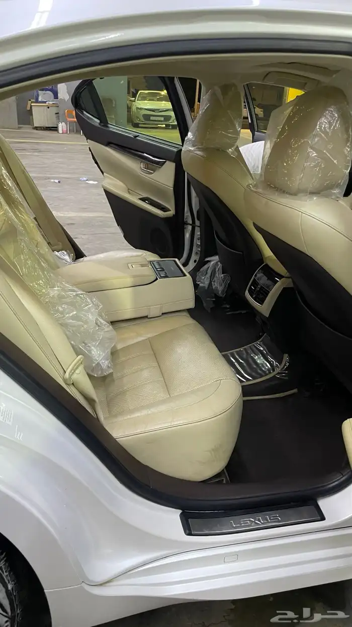 لكزس ES350 موديل 2016 وكاله 32