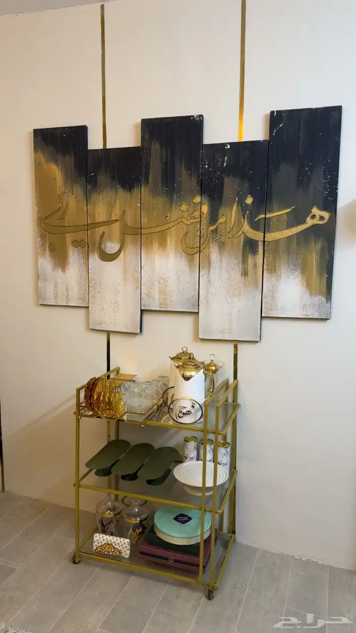 كنب 4 في 5 للبيع نظيف وجديد كما هو فالصوره مع كامل الملحقات 8
