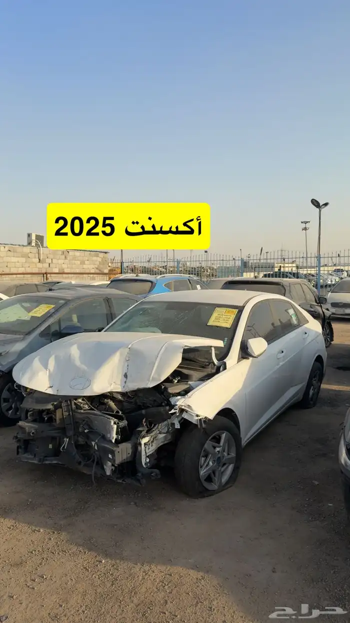 مجموعه سيارات مصدوم مصدومه للبيع في المزاد 12