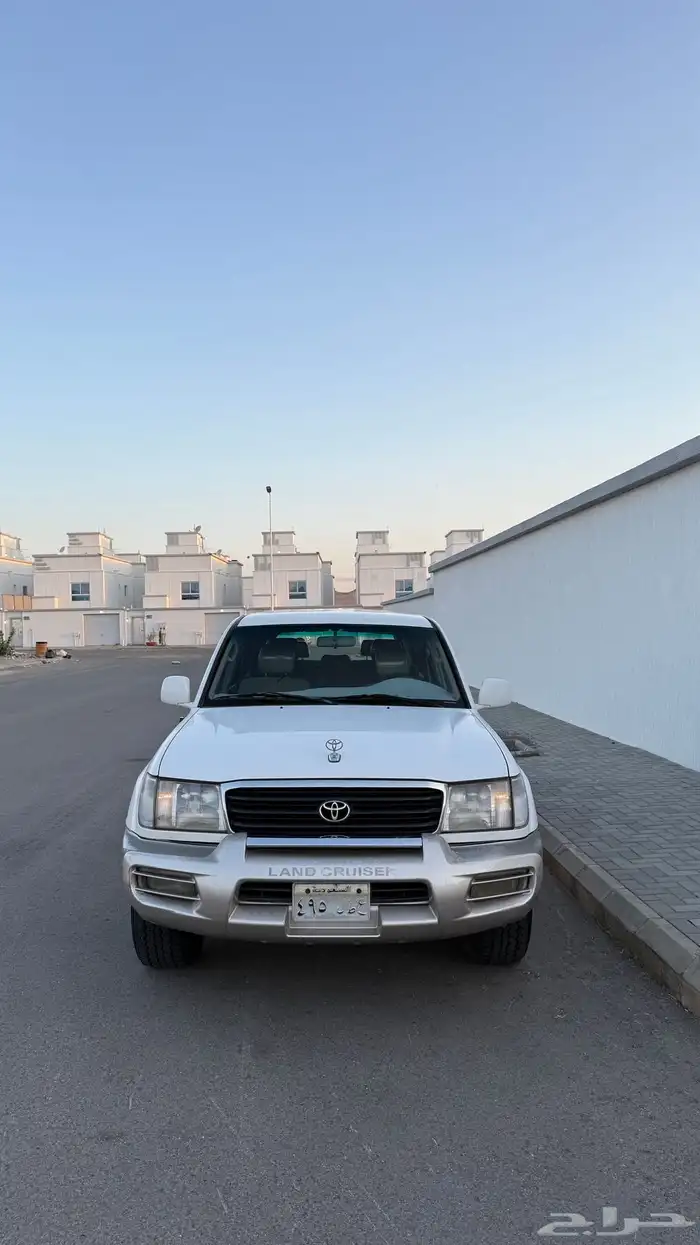 لاندكروزر 2001 5