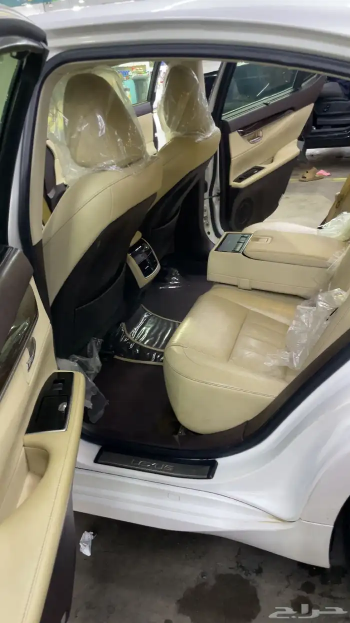 لكزس ES350 موديل 2016 وكاله 34