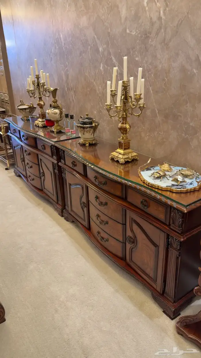 طاولة طعام 3