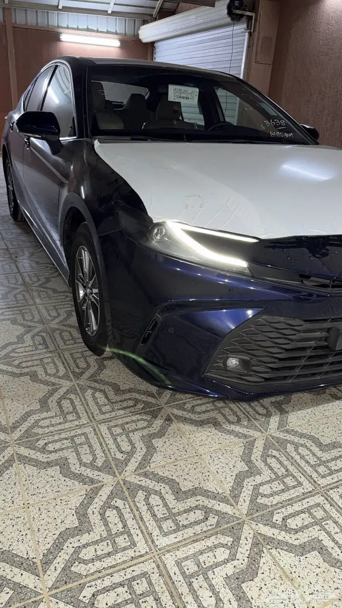 كامري 2025 كحلي ازرق غامق ستاندر بنزين E 4