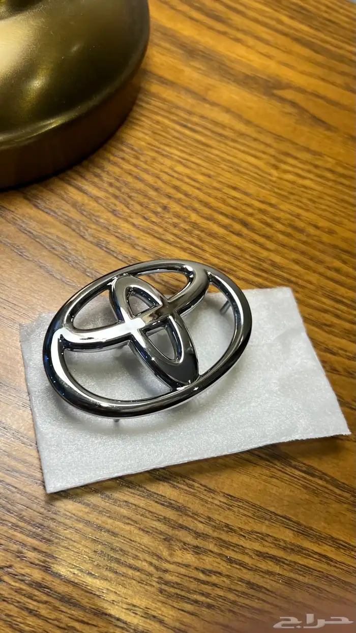 علامة تويوتا اصلي جديد ( ايرباق ) 3