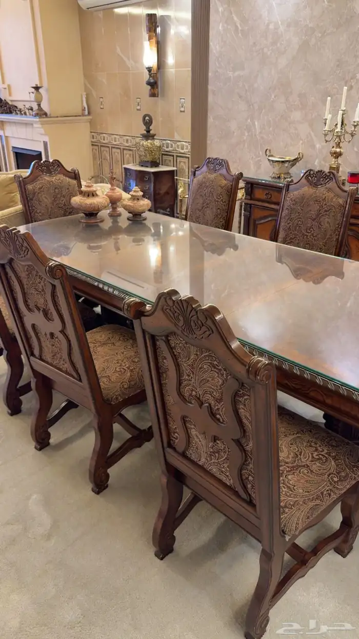طاولة طعام 1