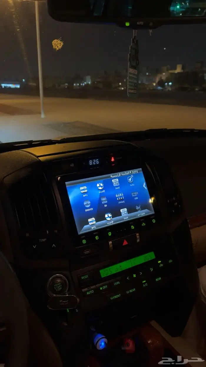 لاندكروزر GX.r 2015 12