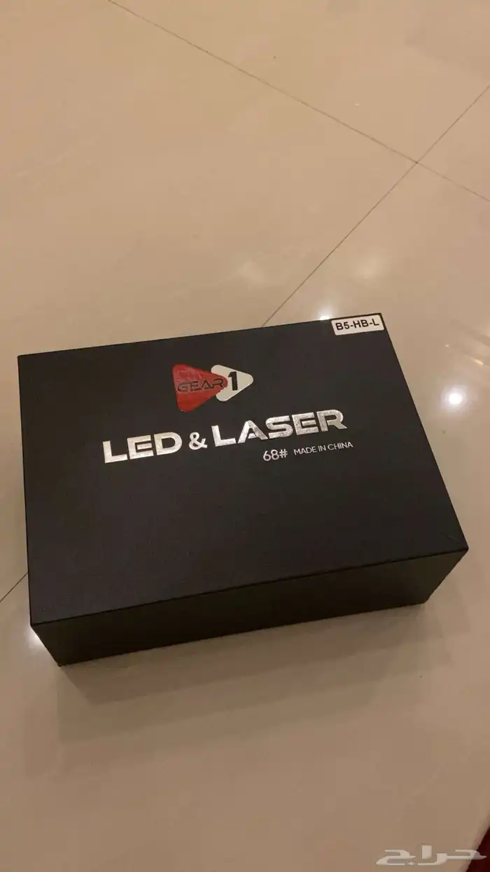 عدسات سيارة مع طقم ليد ابيض جديده 0