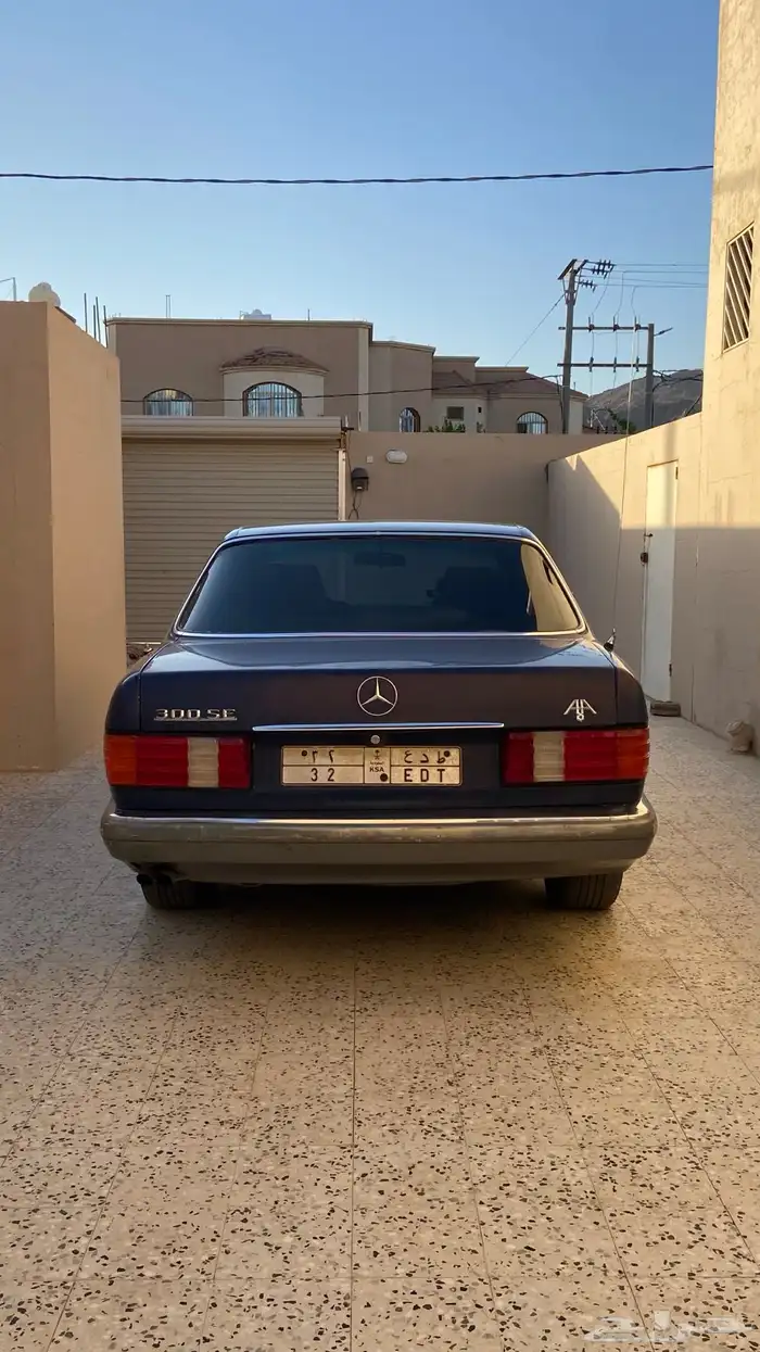مرسيدس 1986 300SE 4