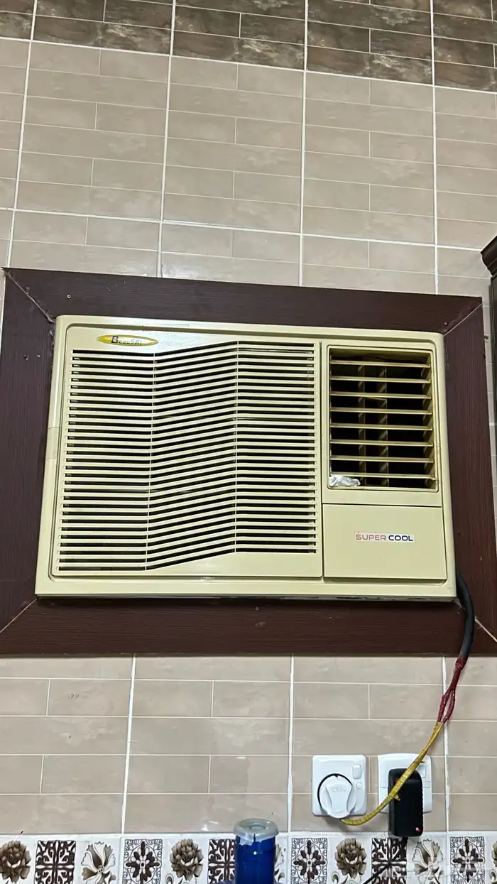 مكيف شباك نظيف 0