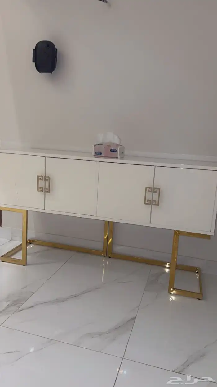 طاولة اثاث 0