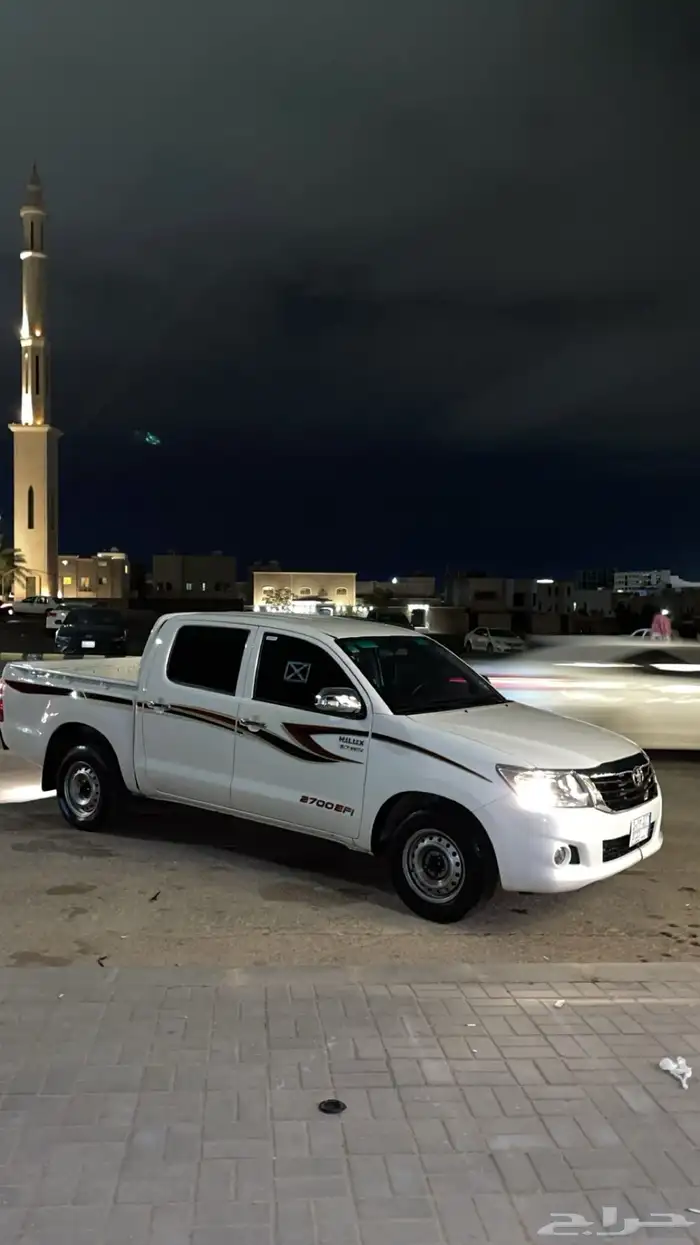 هايلكس GLX 2014 سعودي ممشى 340 مرشوش كامل 2