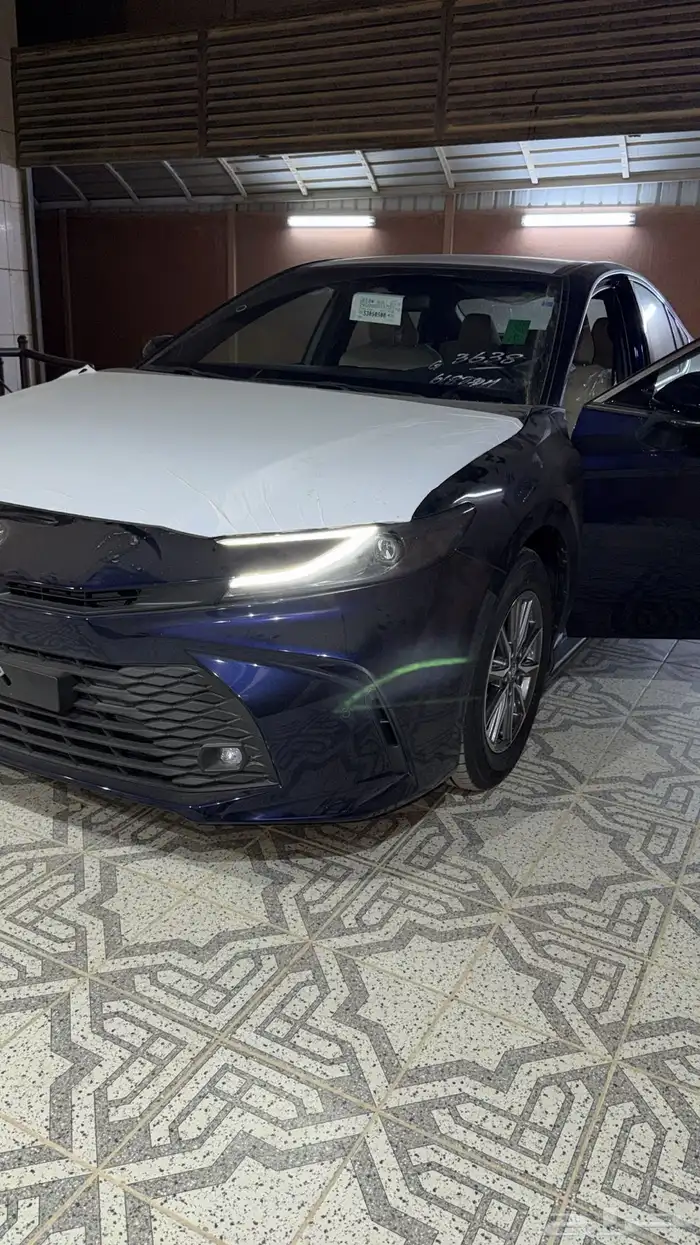 كامري 2025 كحلي ازرق غامق ستاندر بنزين E 1