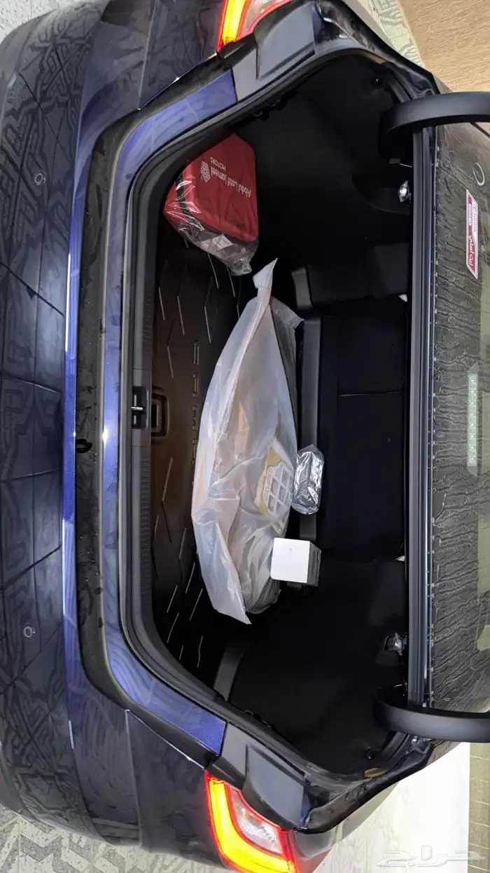 كامري 2025 كحلي ازرق غامق ستاندر بنزين E 11