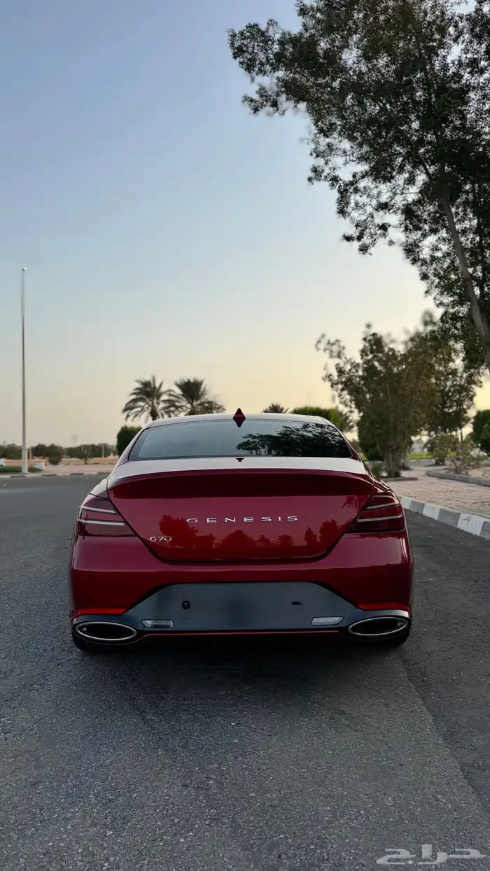 2021 جينيسس G70 10