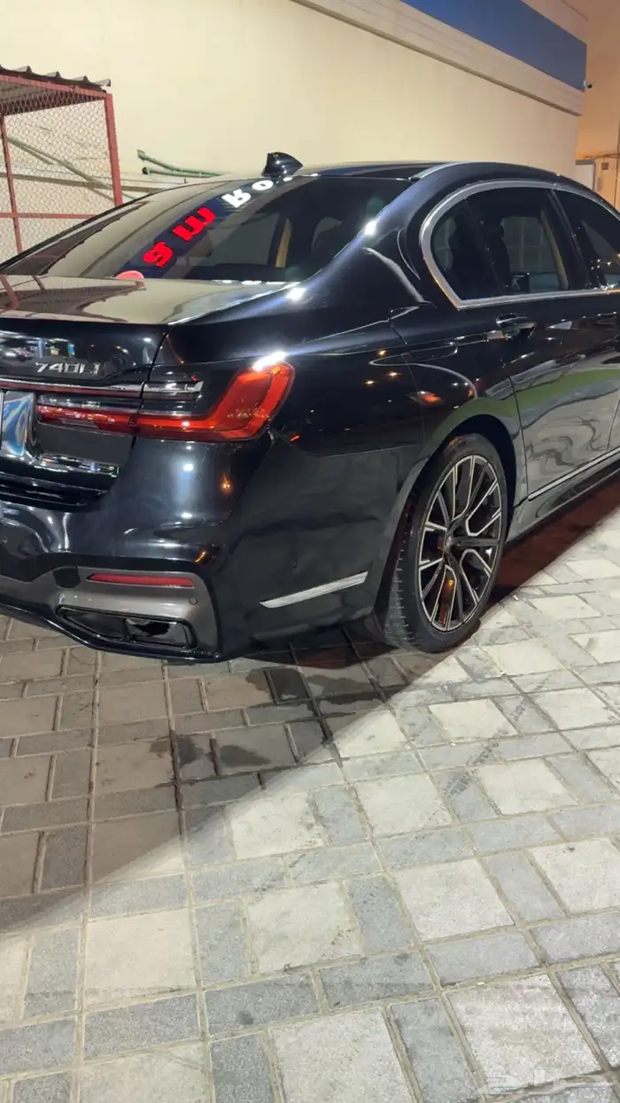 بي ام دبليو 730 6