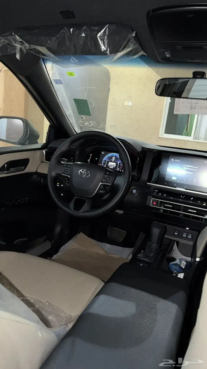 كامري 2025 كحلي ازرق غامق ستاندر بنزين E 6