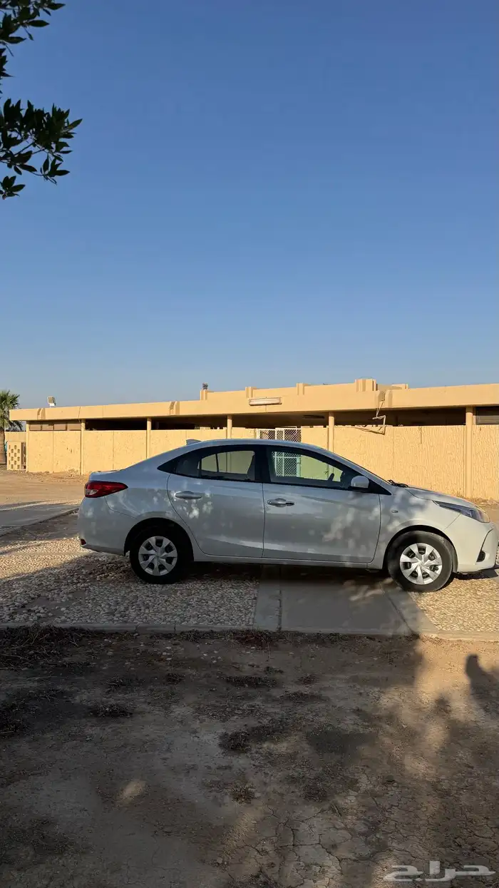 يارس Y 4