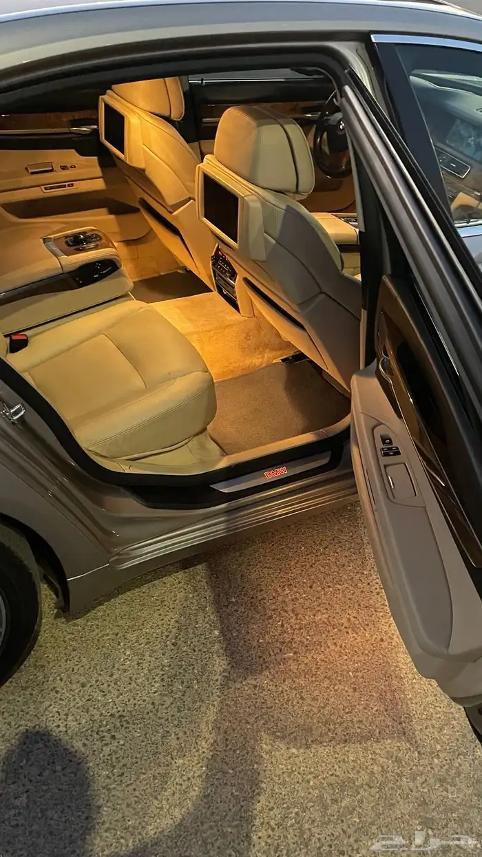 بي ام دبليو 750 Li فل كامل 7