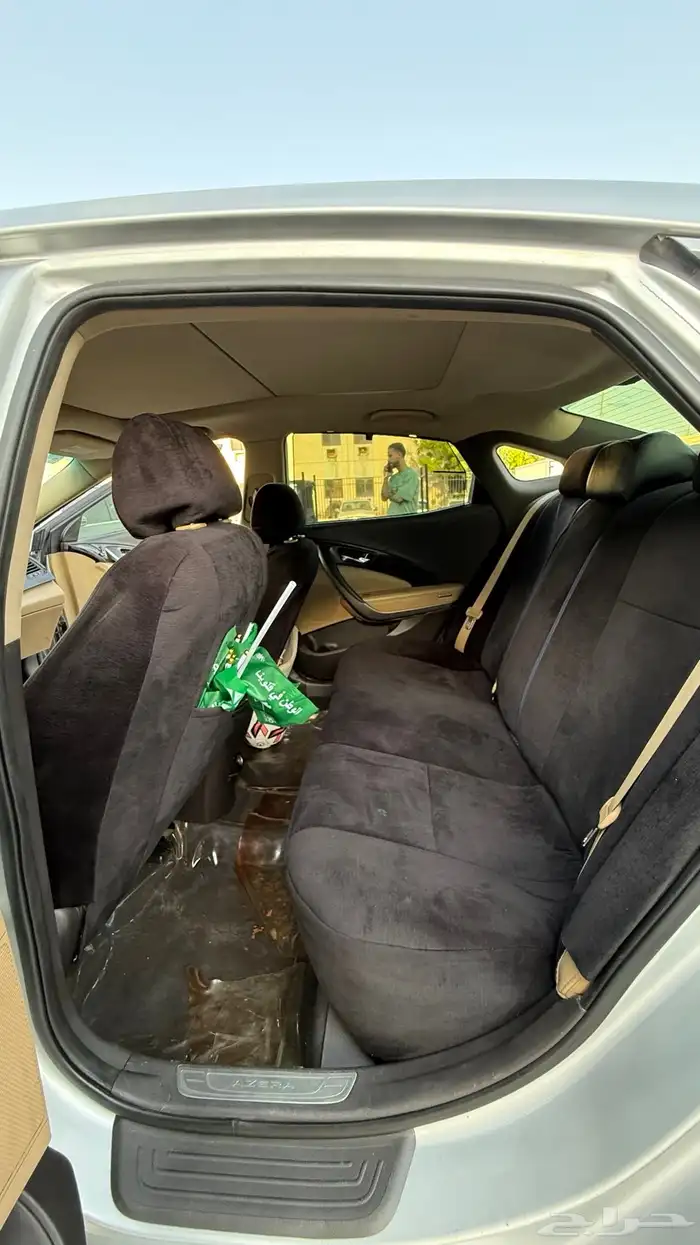 للبيع ازيرا 2012 نص فل 12