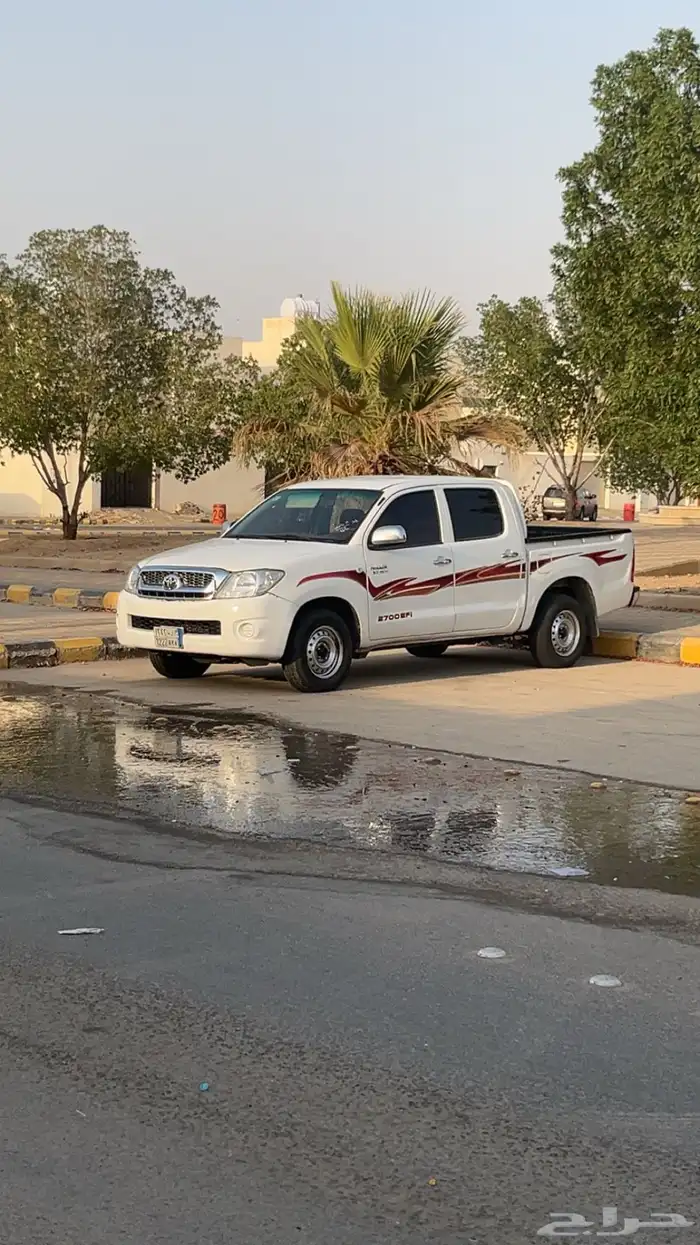 هايلوكس 2011GLX 1